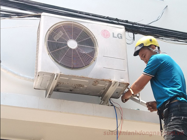 quy trình sửa điều hòa lg