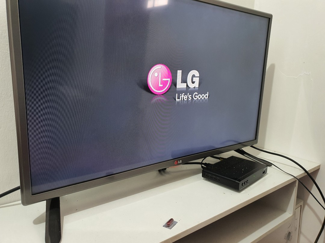 ti vi LG bị treo logo
